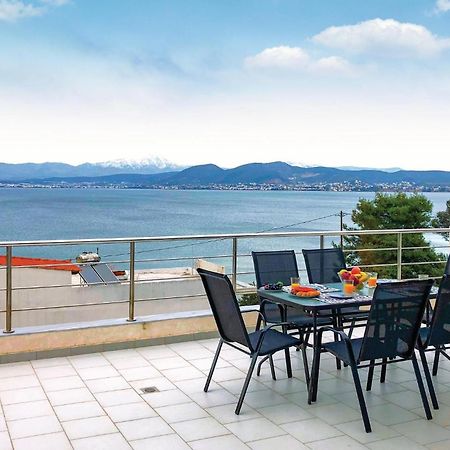 Amazing Home In Chalkida With Wifi Екстериор снимка