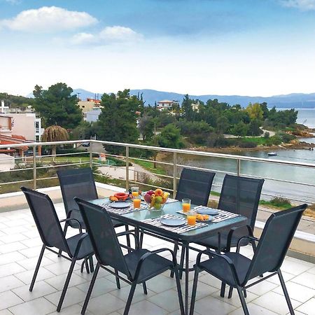 Amazing Home In Chalkida With Wifi Екстериор снимка